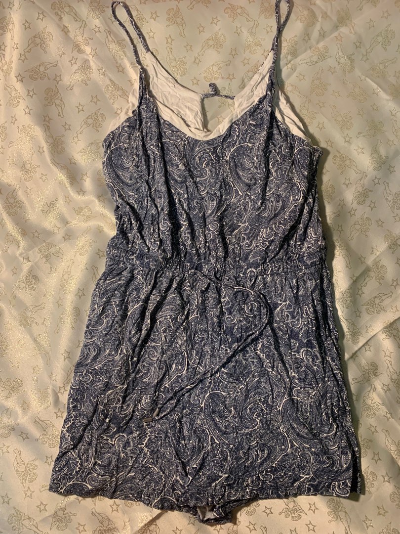 H M Jumpsuit Short Women s Fashion Dresses Sets Jumpsuits on Carousell