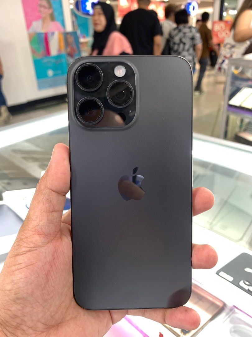 iPhone 15 pro max (1TB) (Category: iPhone 15 Series) located in Manila. Submitted by arzillah (Listing ID 1306393541, Image 1). Description: iPhone 15 pro max 1TB Factory unlock Ntc approve 100% battery health 31 cycle count Under warranty Slightly use No dents No scratches No issues All working Open for COD/COP + SF Manila area (sameday delivery) Province area (via LBC) required DP to avoid cancellations Physical store: Greenhills Shopping Cente