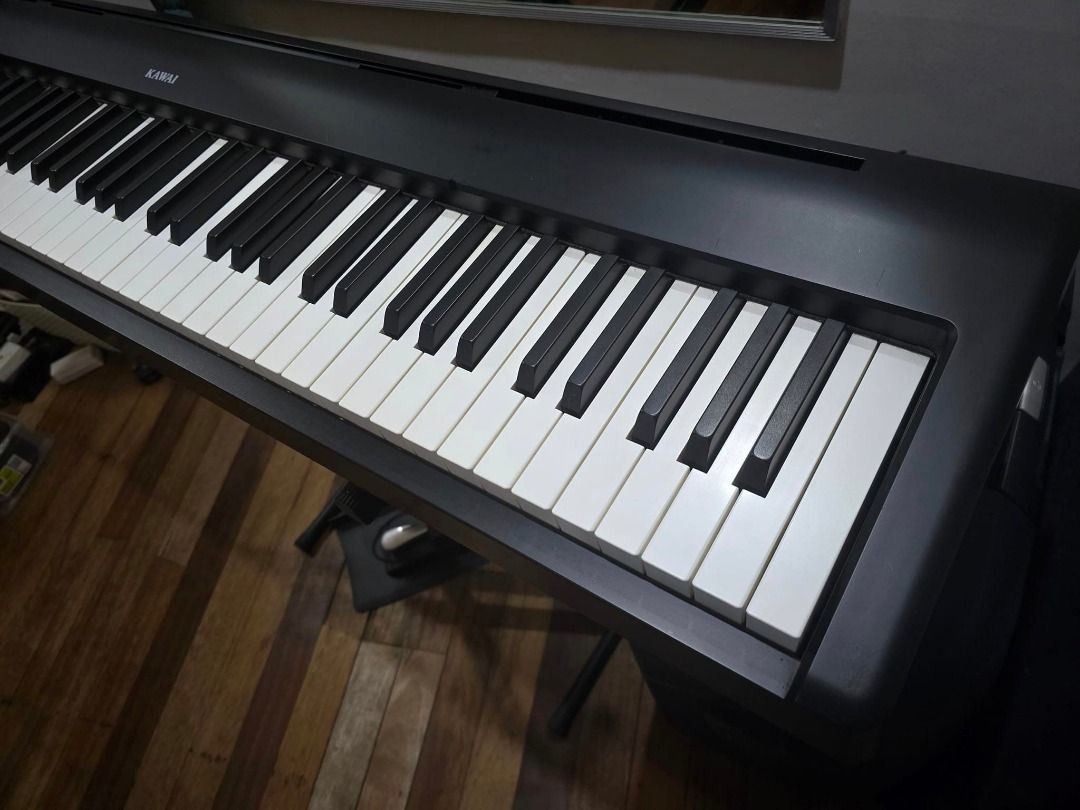 Kawai ES110 Electronic Piano Keyboard Includes Pedal and Stand