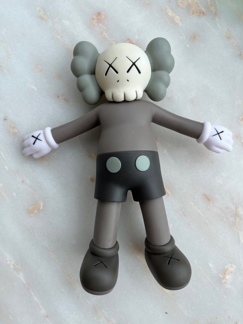 Kaws Holiday Hong Kong Bath Toy Kaws Holiday Hong Kong Bath Toy