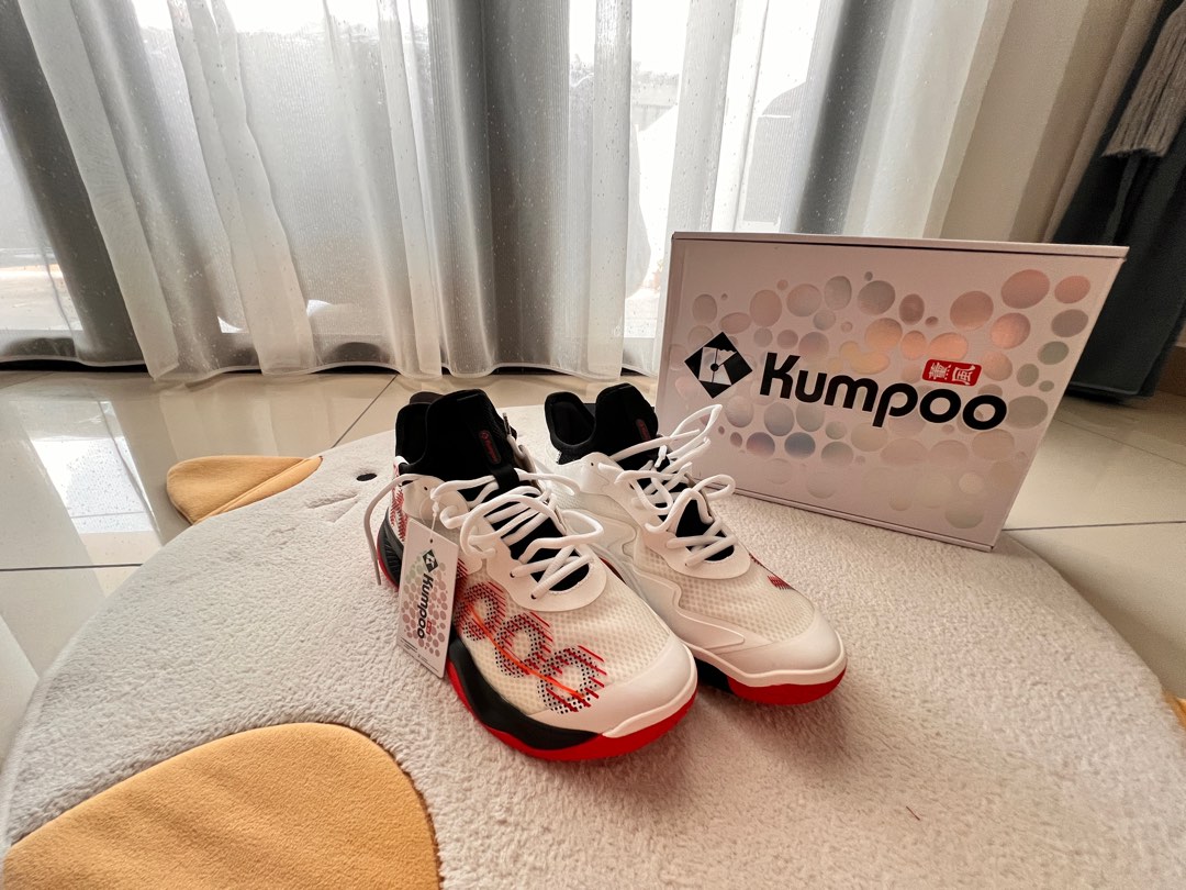 Kumpoo shoes store
