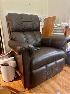 Lazboy reclining lounge chair