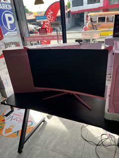 LED 27” CURVED PINK GAMING MONITOR