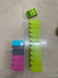 （分類：）位於 。 由 legoduplo 提交（商品編號 1306359136，圖片 1）。簡介： 。