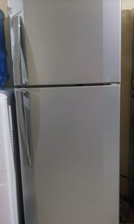 LG 7.2 cu.ft  Refrigerator