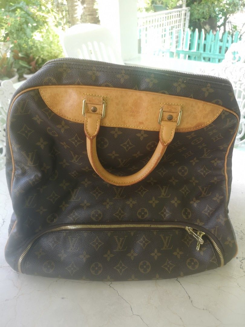 Louis Vuitton Travel Bag (Category: Luxury Bags & Wallets) located in Iloilo. Submitted by yssaly (Listing ID 1306346987, Image 2). Description: Authentic LV Evasion Monogram Travel Bag. Selling for more than half the price. No flaws. Only used less than 5x, it's just living in the closet and needs a new home..