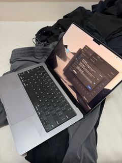 （分類：）位於 。 由 theoazrie 提交（商品編號 1306471339，圖片 1）。簡介： 。