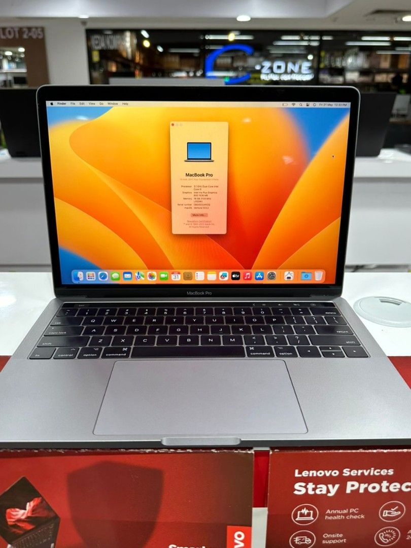 MacBook Pro 13インチ i5 16GB RAM 250GB SSD
