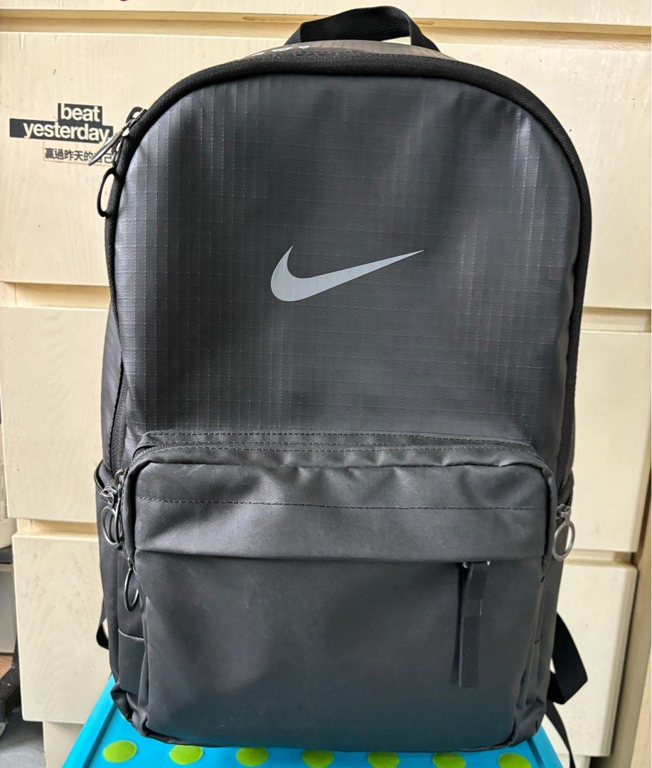 nike athdpt backpack