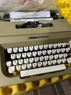 OLIVETTI - typewriter
