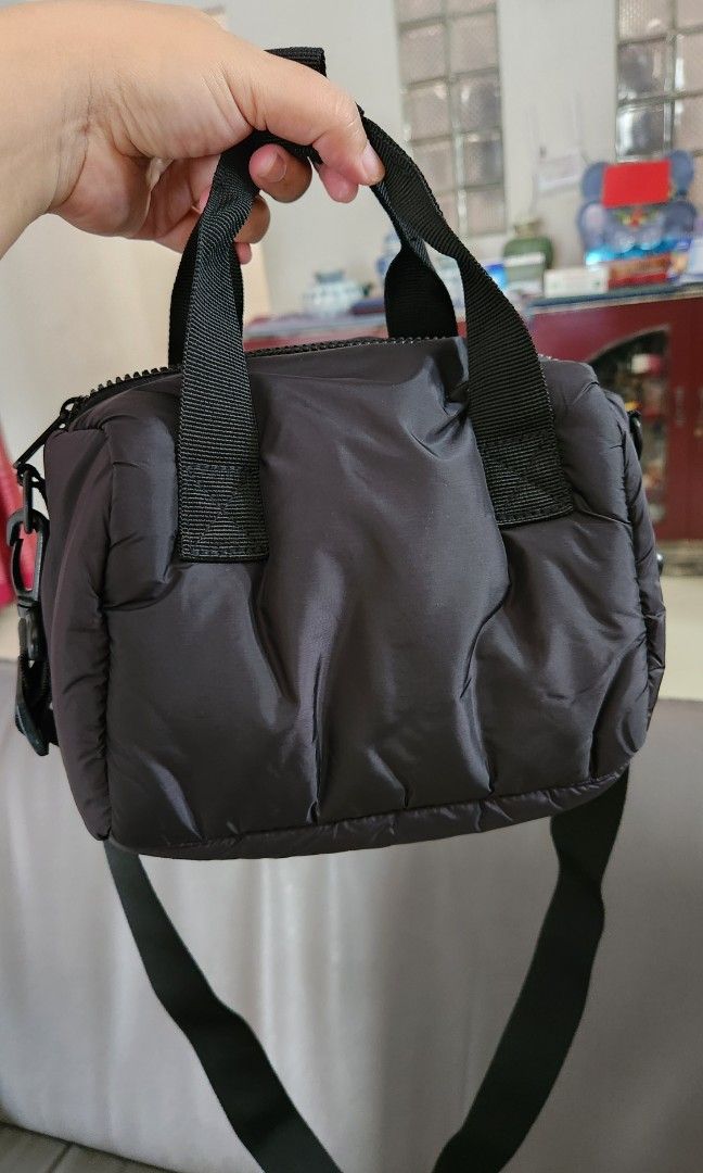 Shoulder Bag Zara Mickey Mouse Sling Bag Zara Bags Zara  display picture 3