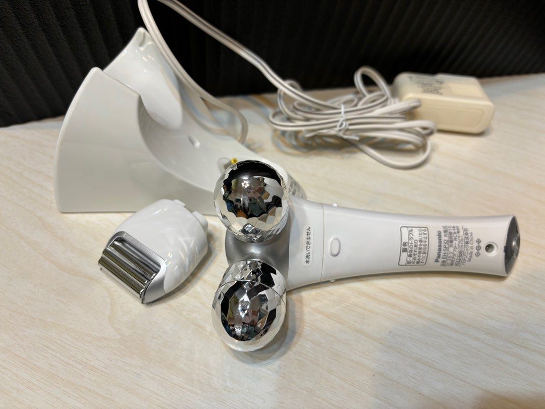 Panasonic EH-SP32-S パナソニック 温感エステローラー 概要 ローラー