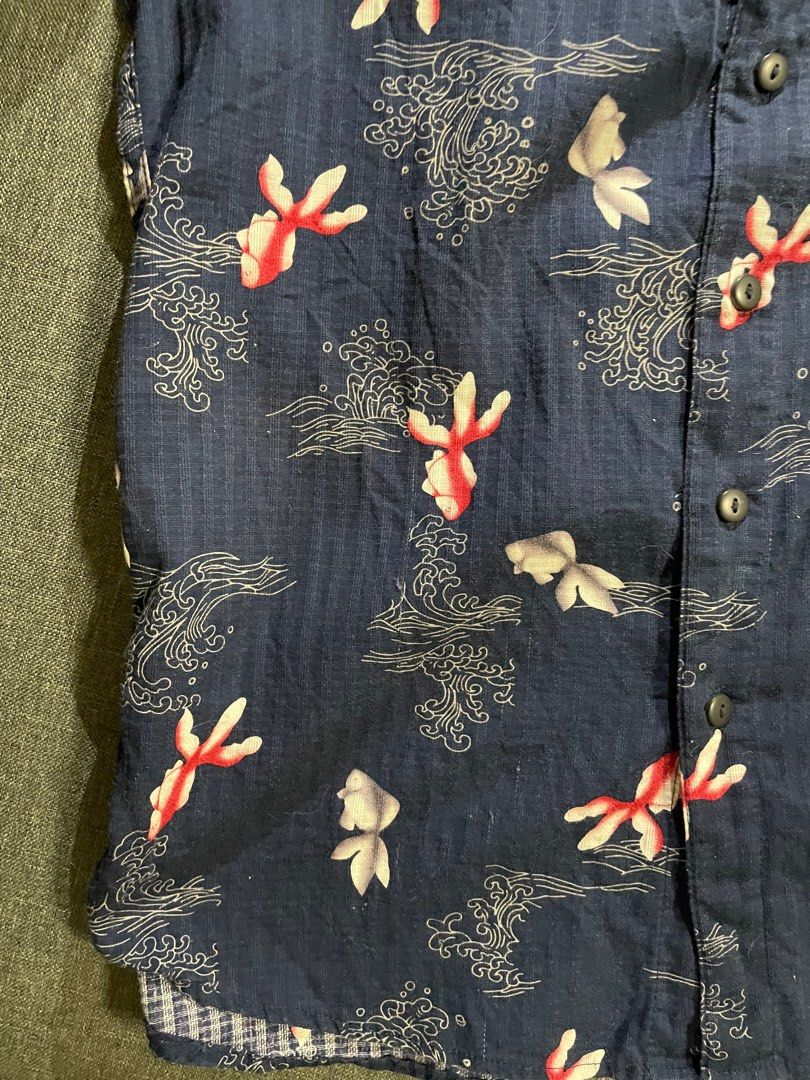 Patterned Button Down (Category: Tshirts & Polo Shirts ) located in Cavite. Submitted by Streetwhere.ph (Listing ID 1306464932, Image 2). Description: Color rate 9/10 Condition 9/10 W20.5 L27 Issue/s none 500 + sf.