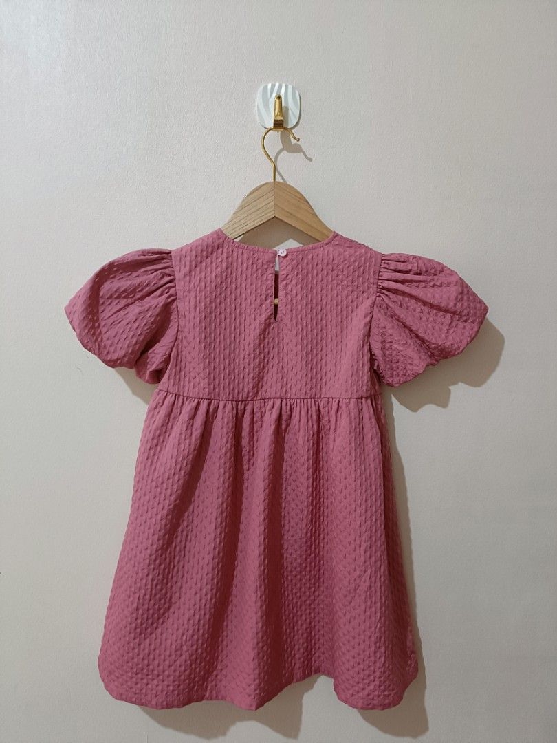PINK DRESS (Category: Babies & Kids Fashion) located in Paranaque City. Submitted by caredncleaned (Listing ID 1306383997, Image 2). Description: Ganda po nito lalo in person. Social ang tela. With inner linning.