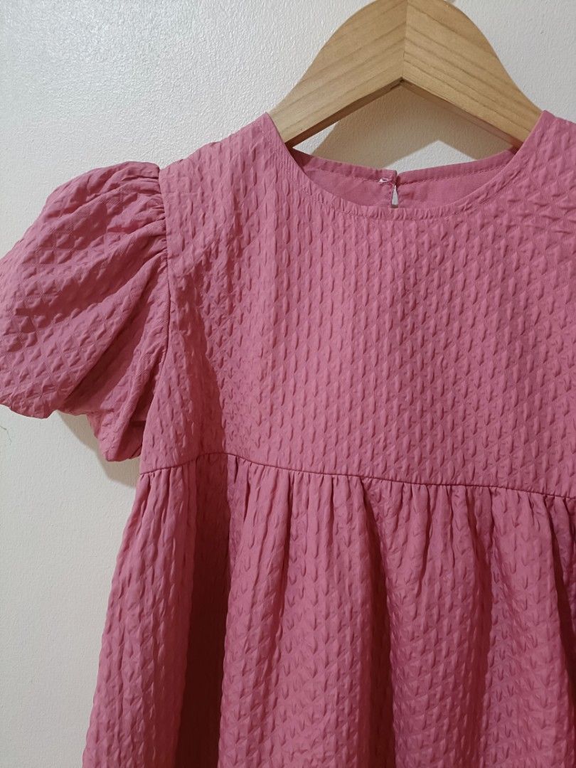 PINK DRESS (Category: Babies & Kids Fashion) located in Paranaque City. Submitted by caredncleaned (Listing ID 1306383997, Image 3). Description: Ganda po nito lalo in person. Social ang tela. With inner linning.