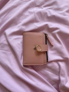 (Category: ) located in . Submitted by mktrl (Listing ID 1306381273, Image 1). Description: .