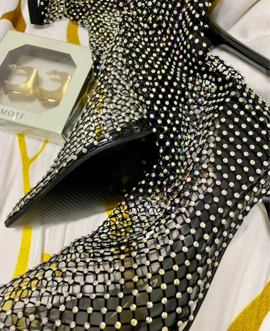 Rhinestones Stilleto EUR38 (Category: Heels) located in Balanga. Submitted by ziggy1122 (Listing ID 1306516169, Image 2). Description: Used twice. Heel height 9.5 cm Foot length 24.17 cm Shaft height 19 cm Cokor .