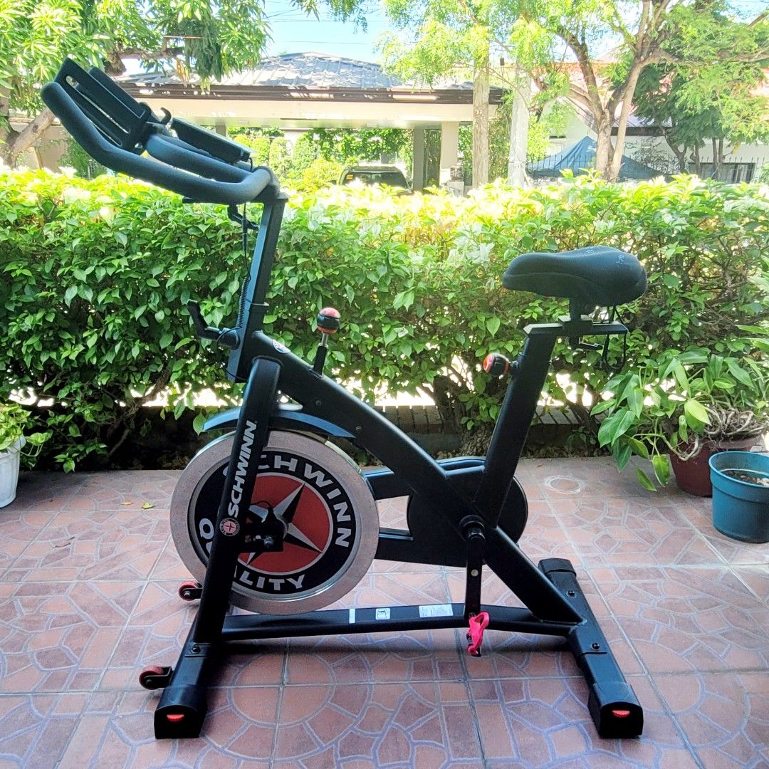 Schwinn IC 7 Spinning Bike (Category: Cardio & Fitness Machines) located in Manila. Submitted by isko_sarisari (Listing ID 1306346282, Image 1). Description: Acquired for 46k in 2022 from Sport Fit Inc. Needs new bottom bracket. Will refer buyer to authorized service center for Schwinn. RFS : not in use anymore Comes with clipless pedals and after market saddle and gel sleeve.Worth over 5k. Will include preowned 2 pairs Fizik cycling shoes. Size 
