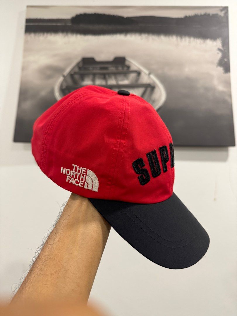 公式通販 - 人気アイテム多数 SUPREMEとTHE NORTH FACEキャップ赤 帽子