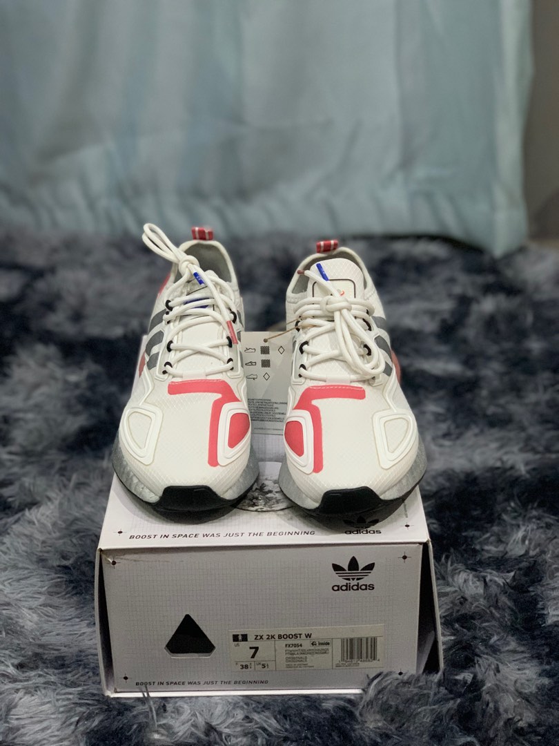 zx ultraboost trifecta