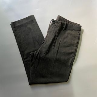 Uniqlo Ezy Smart Ankle Pants in Dark Gray