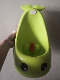 Urinal for  boys toddler/kids pee training/potty train