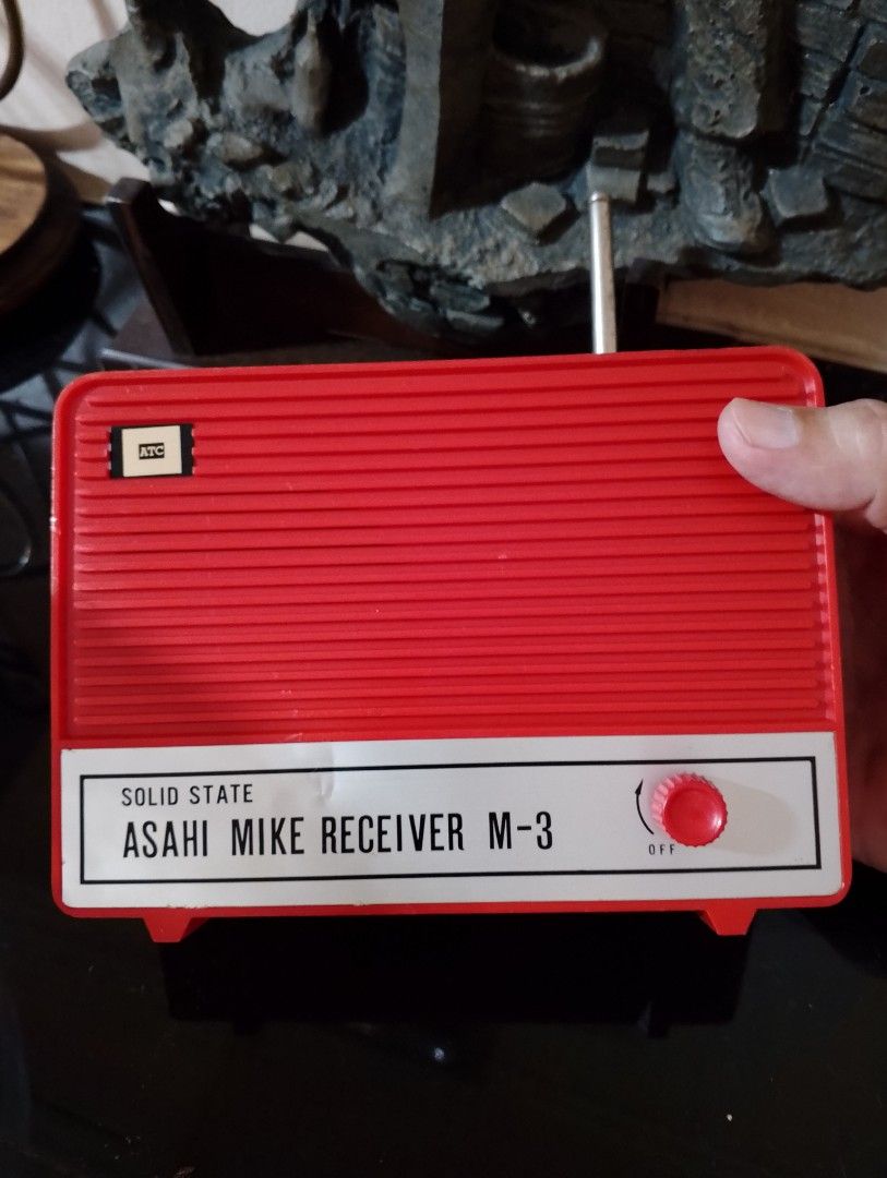 Vintage Asahi Mic Receiver M-3 (Category: Microphones) located in Binangonan. Submitted by stufflikedat (Listing ID 1306399195, Image 3). Description: Vintage Asahi solid state mic receiver Model M-3 by Asahi Japan, needs 1x 9v battery (not included) in excellent condition but untested, antenna is intact for 750 + shipping.