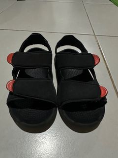 Water slippers for kids