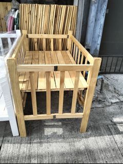 Wooden crib and foam