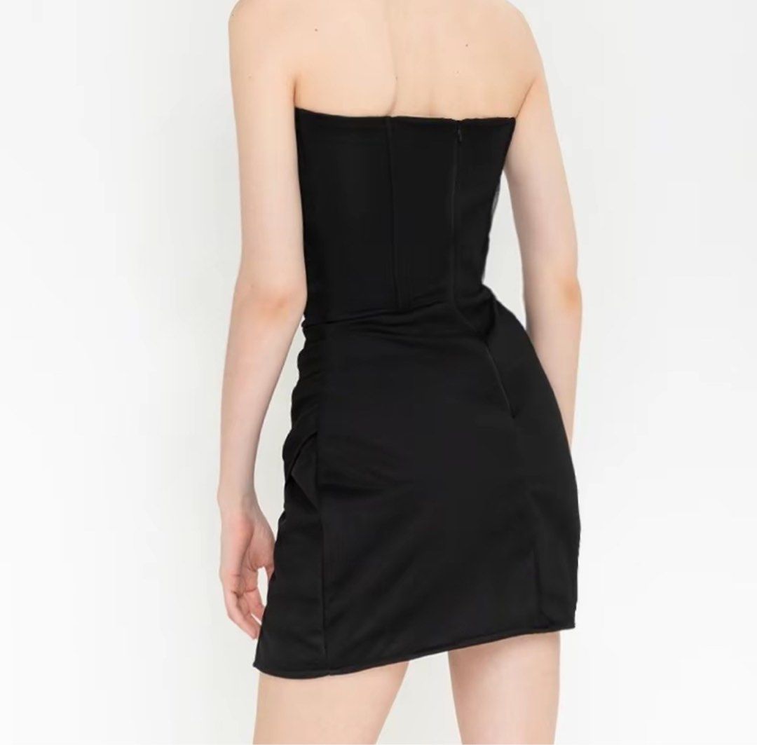 XL CORSET WRAP MINI DRESS (Category: Dresses) located in Manila. Submitted by _mstphn (Listing ID 1306354317, Image 2). Description: ORIGINAL PRICE 1300.