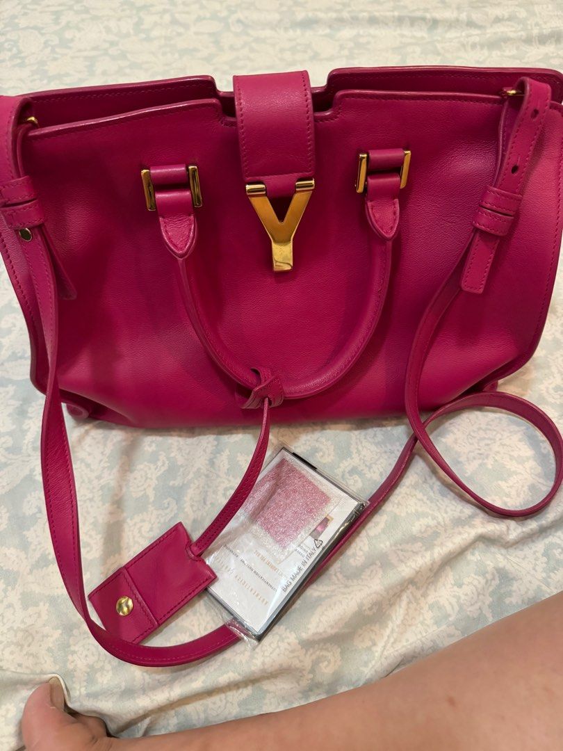 YSL Cabas w/entrupy (Category: Luxury Bags & Wallets) located in Del Monte. Submitted by sahsha1023 (Listing ID 1306428219, Image 1). Description: YSL Cabas with entrupy. With original dust bag. .