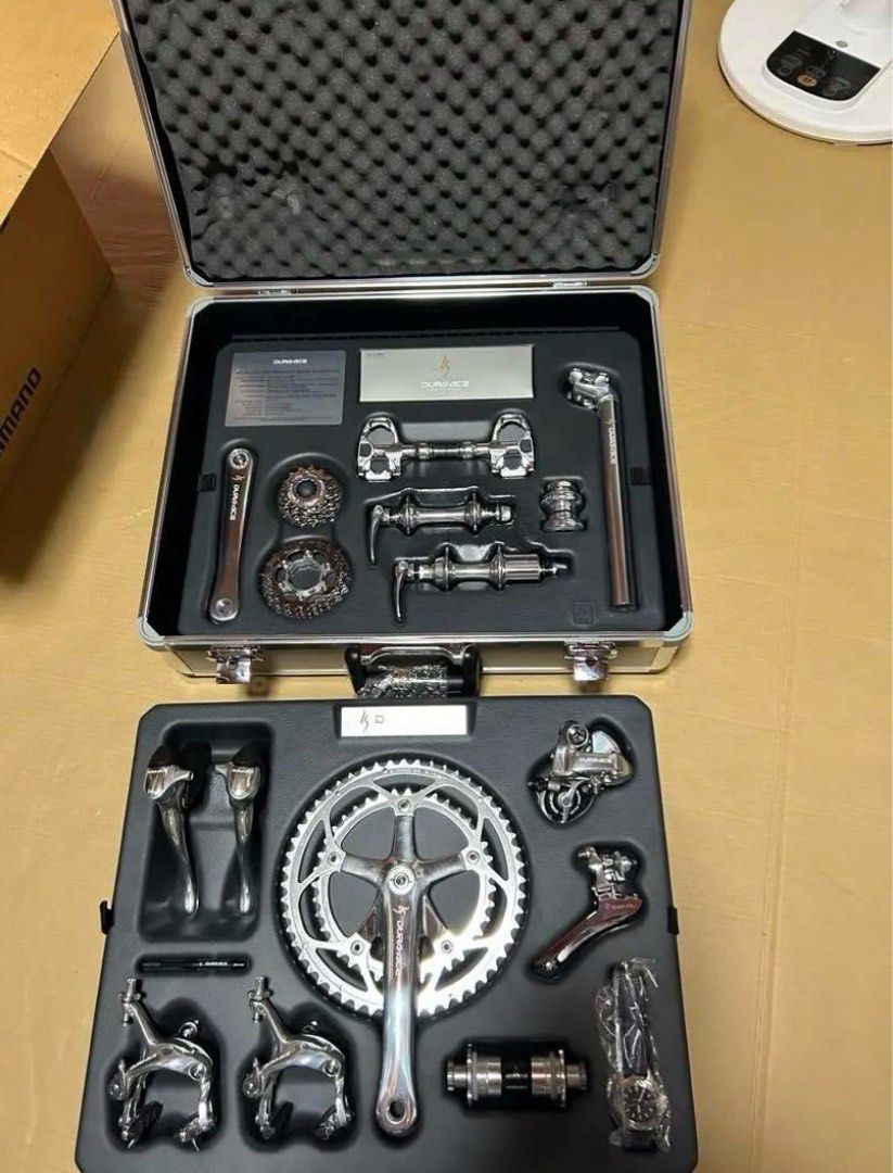 ★希少★SHIMANO DURA-ACE 25周年記念7700シリーズセット ☆希少☆SHIMANO DURA-ACE 25周年記念7700シリーズセット DURA ACE