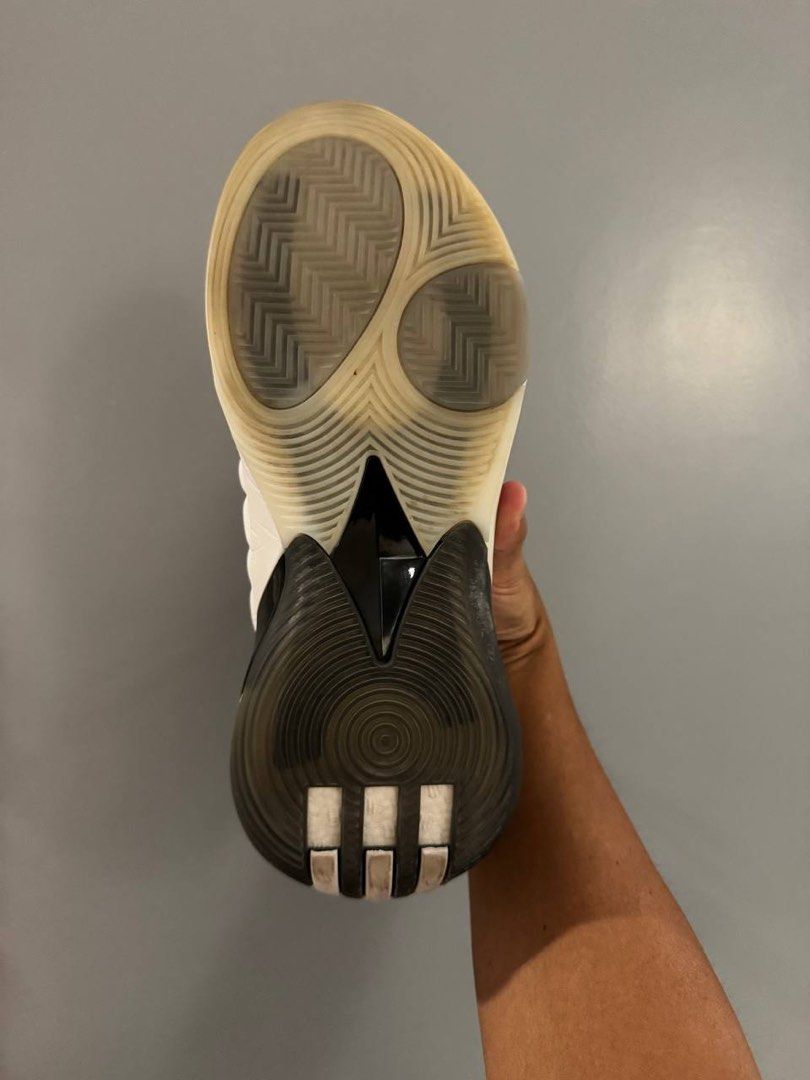 Adidas Harden Volume 7 (Category: Sneakers) located in Caloocan City. Submitted by nbapop.buysell (Listing ID 1308081764, Image 3). Description: Adidas Harden Volume 7 Cloud White Size 8 fits 8.5 Open for trade to AE 1 size 8 Sabrina 1 size 8 Ja 1 size 8.5 Lebron 21 size 8.5 Book 1 size 9 .