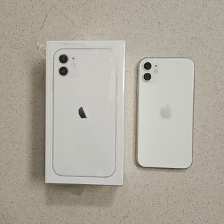 Apple iPhone 11 64GB white phone