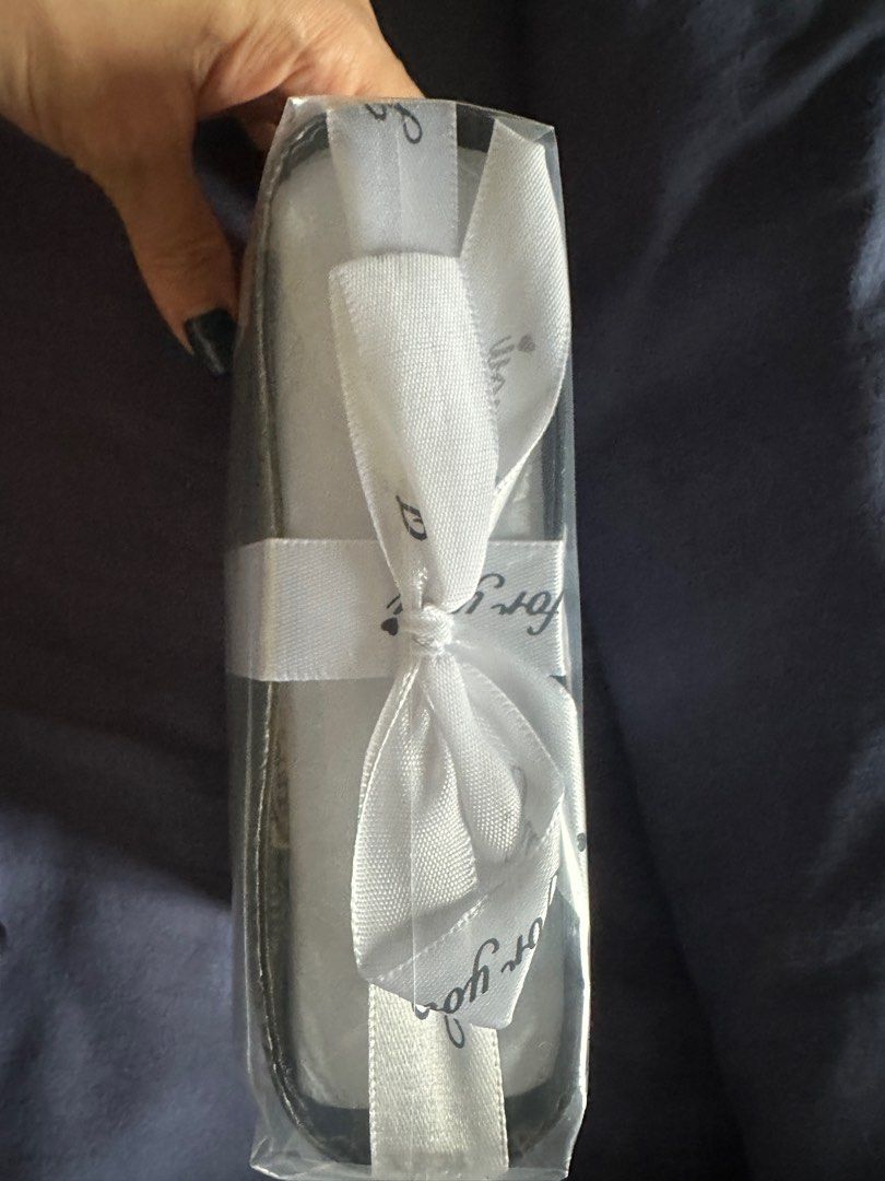 Bag insert (Category: Tote Bags) located in Singapore. Submitted by riadia (Listing ID 1307986313, Image 2). Description: Bag insert for Chanel 22 mini #baginsert #chanel22mini.