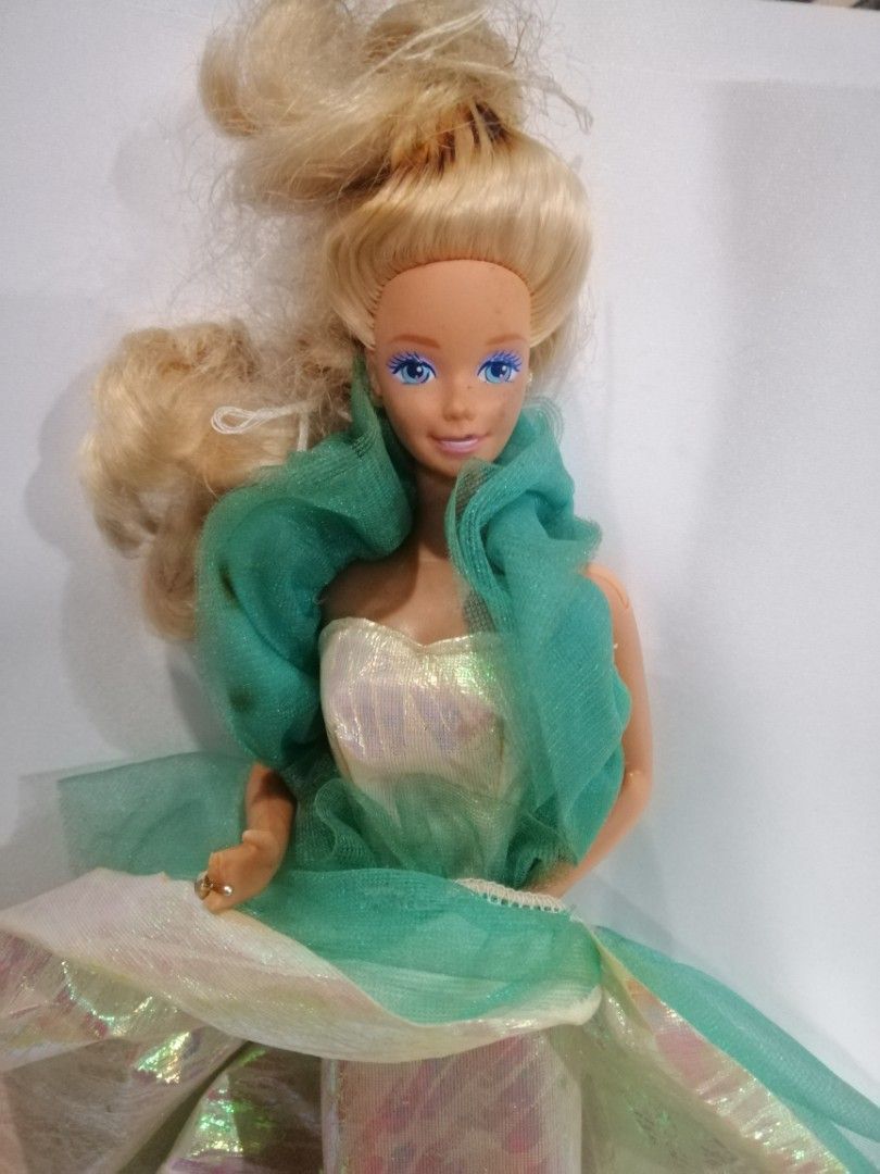 BARBIE evening sparkle 1966