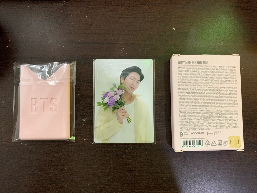 BTS ARMY MEMBERSHIP GIFT (Category: K-Wave Merchandise) located in Iloilo. Submitted by shopbycams (Listing ID 1308084466, Image 2). Description: BTS ARMY MEMBERSHIP GIFT Inclusions: 1. Out box 2. Card holder 3. Photocard Set ❌ NO MEMBERSHIP CARD INCLUDED ❌ sf c/o buyer.