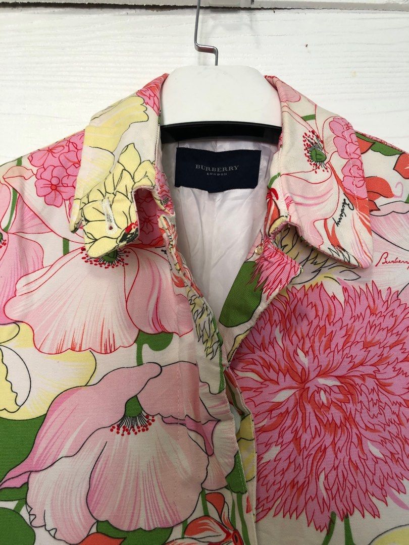 Burberry london lilly shop