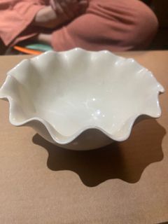 Ceramic Flower Bowl 5.75x2.5"