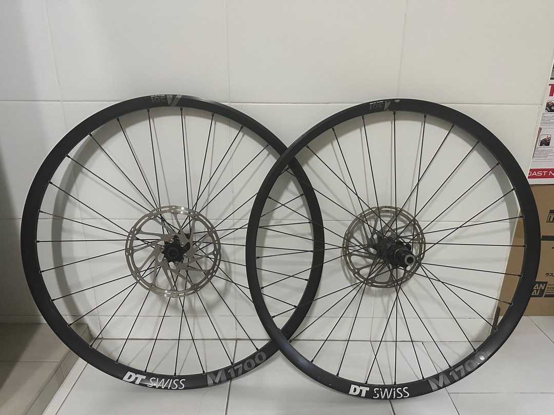 DT Swiss M1700 27.5 boost wheelset