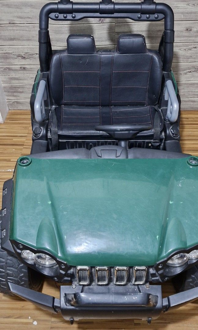 Rechargeable toy car (Category: Kids Toys) located in Manila. Submitted by say14 (Listing ID 1308086902, Image 3). Description: for sale electric jeep for kids. hindi nailabas ng bahay. hindi din nagagamit kasi my motor at bike. for sure buyer.