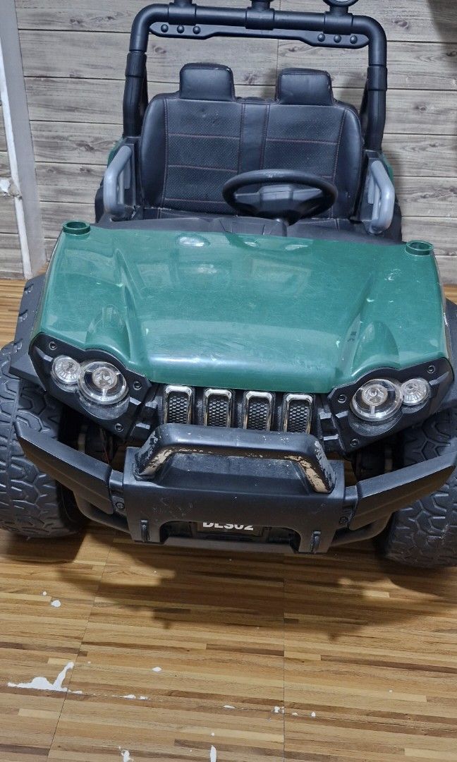 Rechargeable toy car (Category: Kids Toys) located in Manila. Submitted by say14 (Listing ID 1308086902, Image 2). Description: for sale electric jeep for kids. hindi nailabas ng bahay. hindi din nagagamit kasi my motor at bike. for sure buyer.