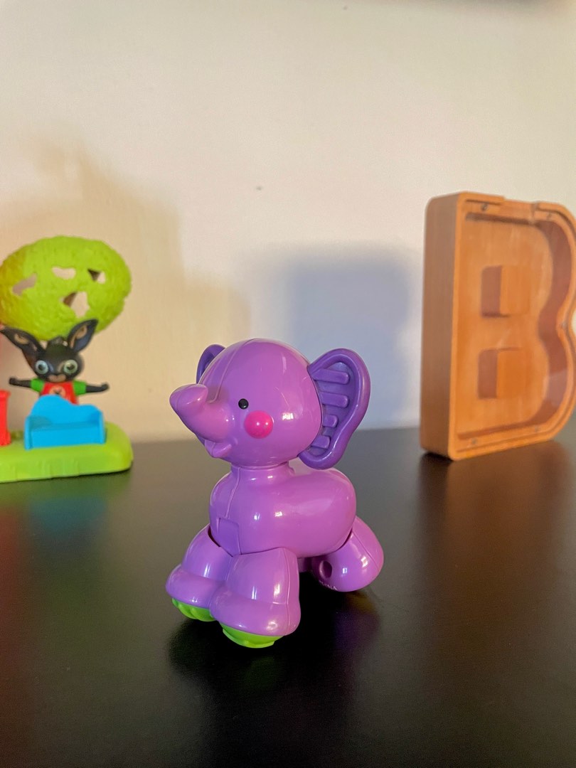 Fisher Price Amazing Animals Choo Choo Zoo Train Clicker Baby