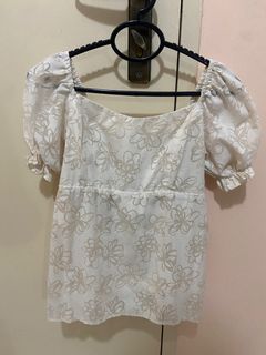 (Category: ) located in . Submitted by farnyypreloved (Listing ID 1308088076, Image 1). Description: .