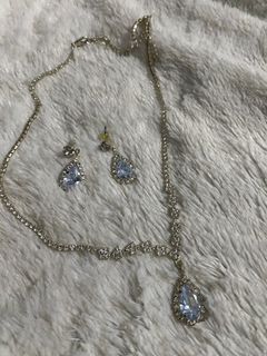 [FREE] Fancy Jewelry Set (READ CAPTION)