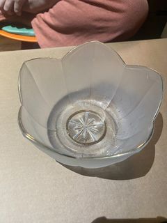 Frosted Tulip Flower Glass Bowl 6x3