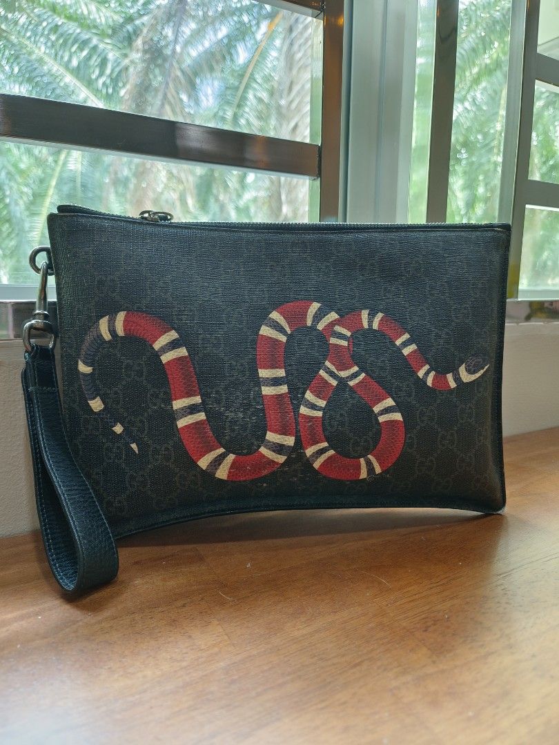 Gucci snake pouch deals