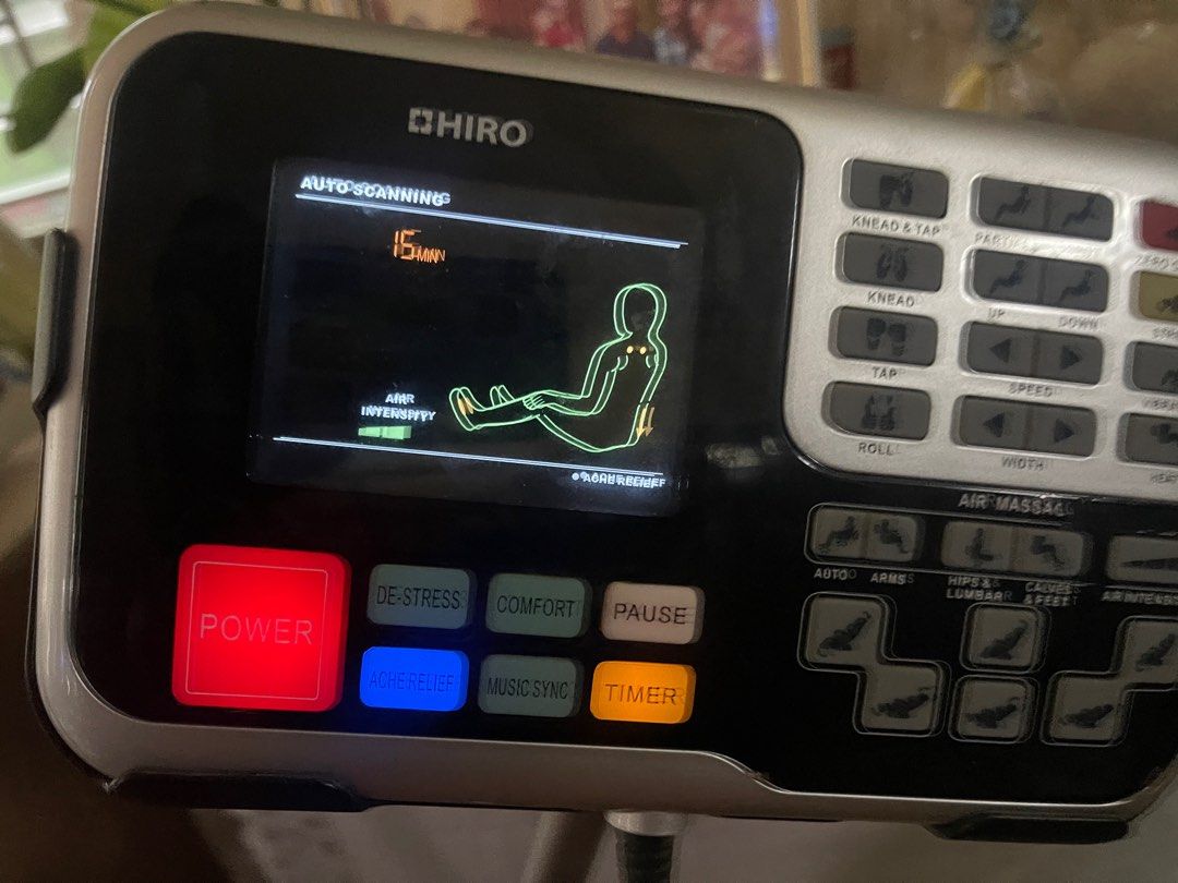 Hiro HI-zero H88 Massage chair Zero Gravity (Category: Massage Devices) located in Pasay City. Submitted by nievaramon (Listing ID 1307978181, Image 3). Description: Well used Honest issue: Needs reupholstering Low foot and leg pressure For pick up only on dominga st. Pasay City.