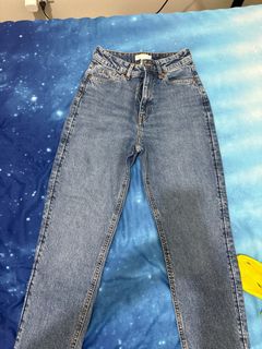 (Category: ) located in . Submitted by declutteringsale_ (Listing ID 1308073183, Image 1). Description: .