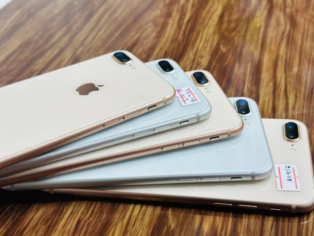 iPhone 8plus 256gb (Category: iPhone 8 Series) located in Manila. Submitted by TekiCashGadgetsph (Listing ID 1307945868, Image 3). Description: (FU) Open-line, any sim working (worldwide) - Guaranteed original iPhone not fake/copy accessories with box Secondhand Good as new not abused! Presentable •Original Lcd • no issue hidden issues • clean apple id / iCloud id • Good batthealth • Good cam front/back • Good Performance • Good touch id • Good u
